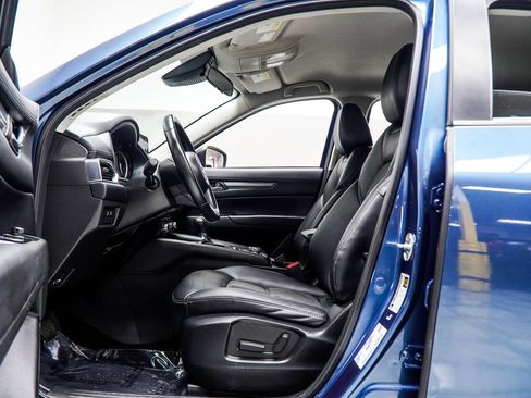 Used 2020 MAZDA CX-5 Touring FWD image 37