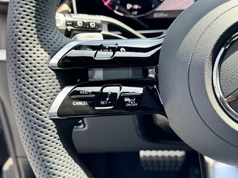 New 2025 Mercedes-Benz GLC 350e 4MATIC image 24