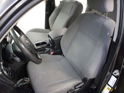 Used 2021 Toyota Tacoma SR image 11