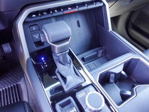 New 2026 Toyota Tundra Limited AWD/4WD image 26