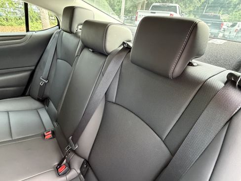 Used 2025 Lexus ES 350 w/ Premium Package FWD image 32