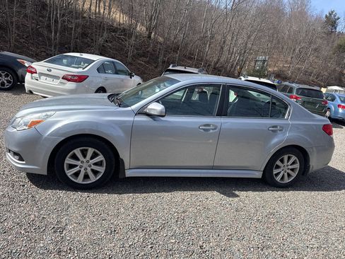 Used 2012 Subaru Legacy 2.5i Premium w/ Utility Pkg 2 image 3