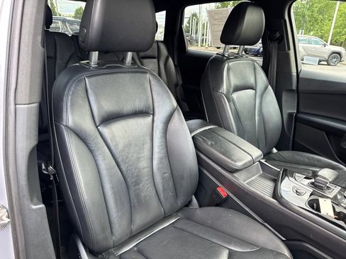 Used 2019 Audi Q7 3.0T Premium Plus w/ Premium Plus Package AWD/4WD image 34