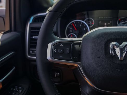 New 2026 RAM 2500 Big Horn AWD/4WD image 54