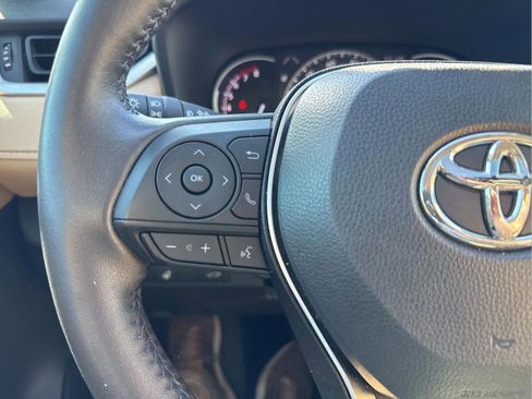 Used 2024 Toyota RAV4 XLE Premium image 15