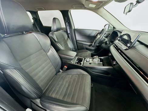 Used 2024 Mitsubishi Outlander SE image 31