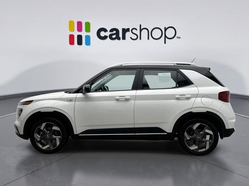Used 2025 Hyundai Venue Limited image 2