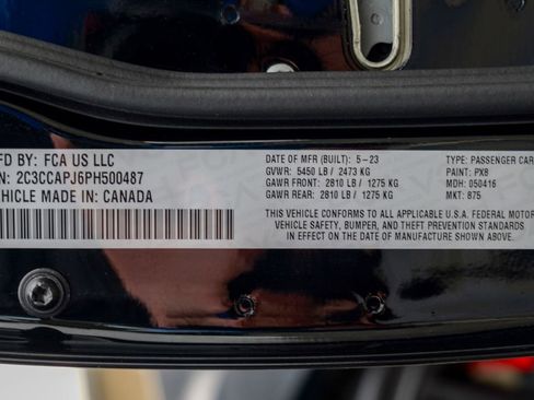 Used 2023 Chrysler 300 C image 60