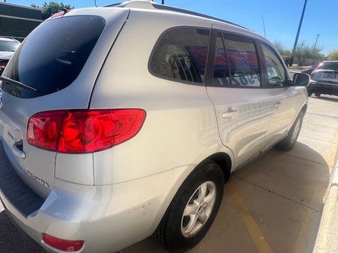 Used 2007 Hyundai Santa Fe GL image 4