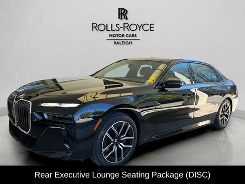 Used 2023 BMW 760i xDrive AWD/4WD image 10