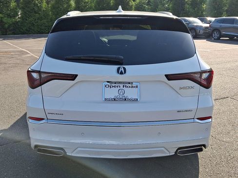 Certified 2026 Acura MDX SH-AWD w/ Advance Package image 5