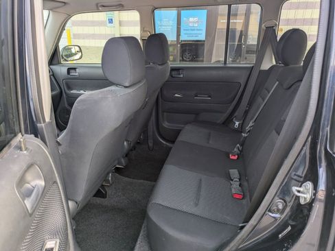 Used 2005 Scion xB image 10