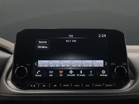 Used 2023 Nissan Rogue SL w/ SL Premium Package image 19