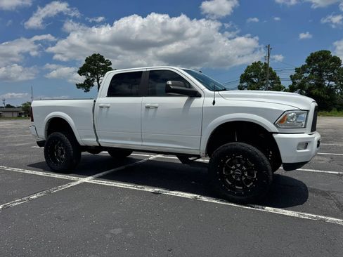 Used 2014 RAM 2500 Limited AWD/4WD image 4