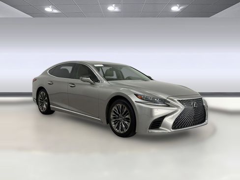 Used 2019 Lexus LS 500 w/ Interior Upgrade Package RWD image 6
