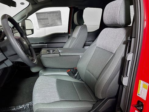 New 2025 Ford F250 XLT image 11