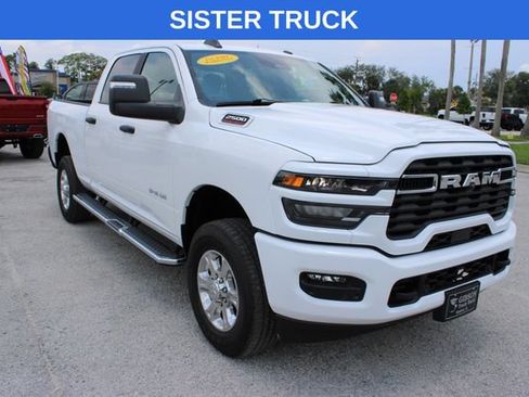 Used 2025 RAM 2500 Big Horn AWD/4WD image 14