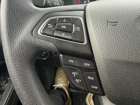 Used 2022 Ford EcoSport SE image 5