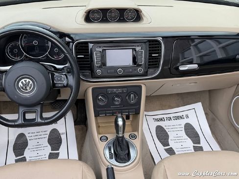 Used 2014 Volkswagen Beetle TDI image 19