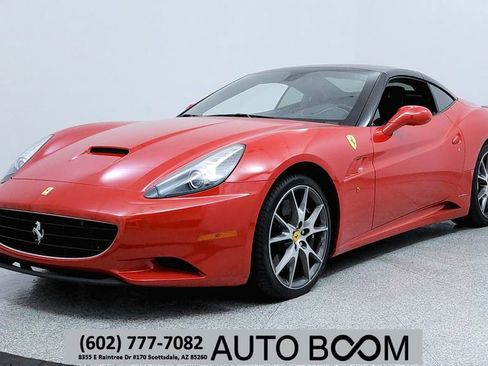 Used 2014 Ferrari California RWD image 1