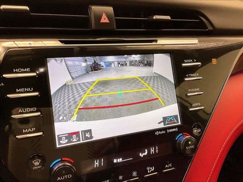 Used 2019 Toyota Camry XSE image 19