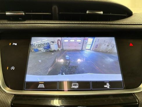 Used 2022 Cadillac XT5 Premium Luxury AWD/4WD image 15
