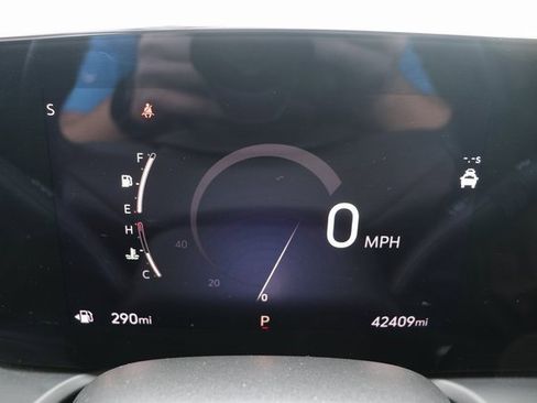 Used 2024 Buick Encore GX Sport Touring image 18