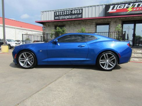 Used 2016 Chevrolet Camaro LT image 2