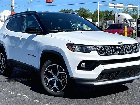 Used 2024 Jeep Compass Limited AWD/4WD image 36