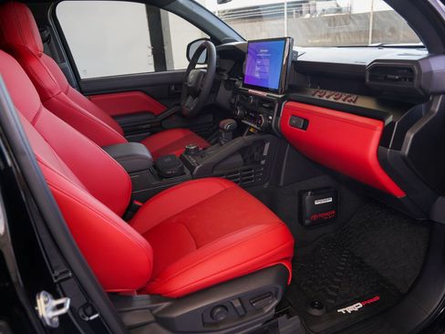 Used 2026 Toyota Tacoma TRD Pro w/ Tow Tech Package AWD/4WD image 2