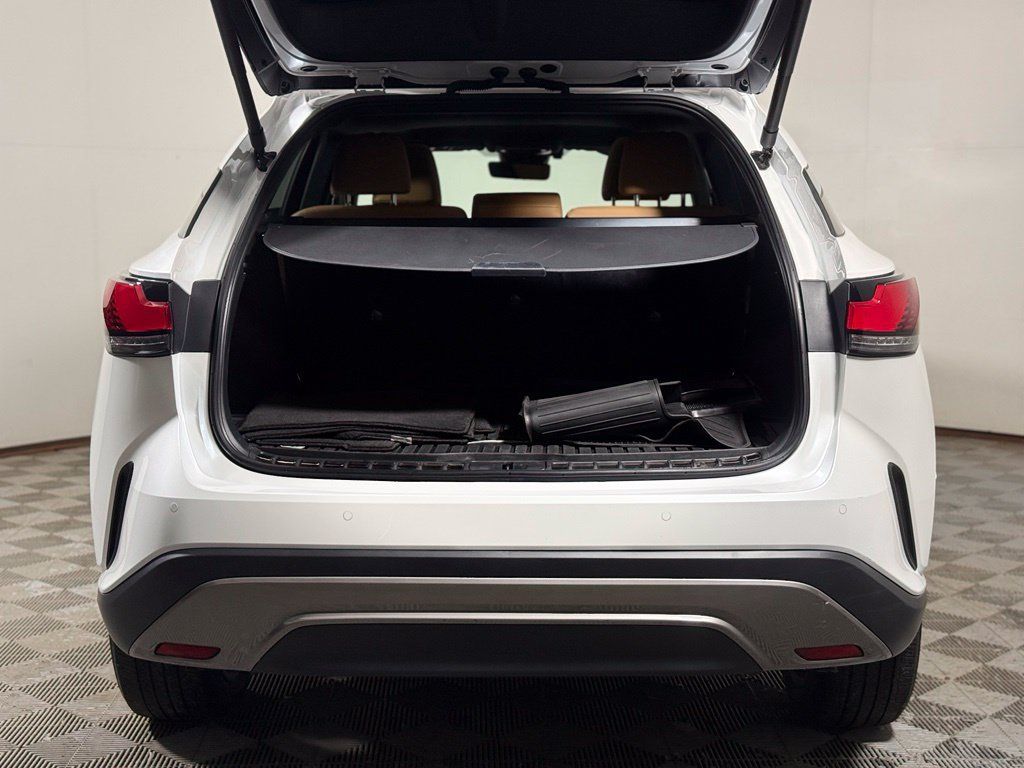 Used 2023 Lexus RX 350 Premium Plus w/ Accessory Package AWD/4WD image 6