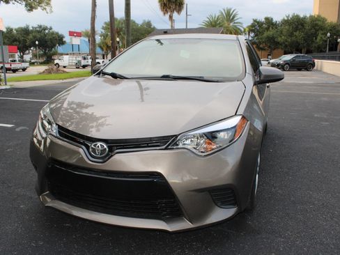 Used 2016 Toyota Corolla LE FWD image 19