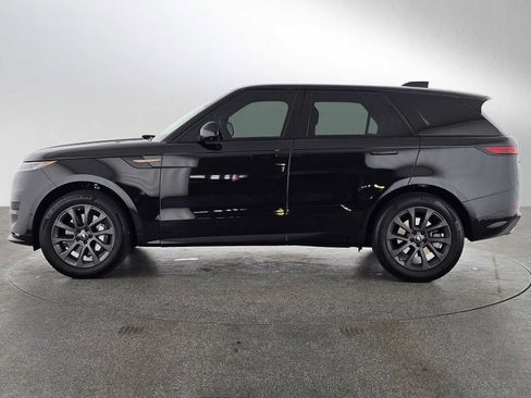 Used 2025 Land Rover Range Rover Sport Dynamic SE AWD/4WD image 2