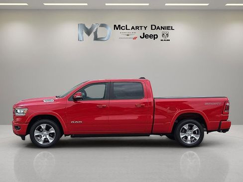 Used 2022 RAM 1500 Laramie AWD/4WD image 3