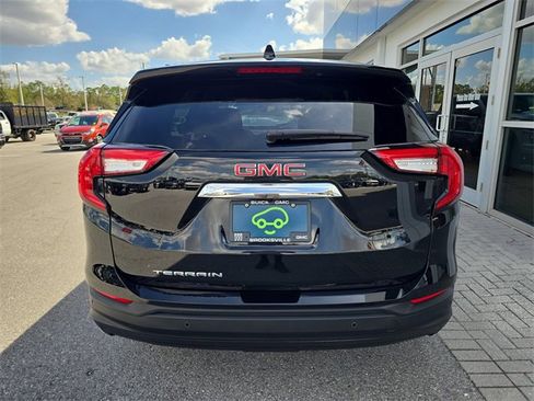 Certified 2022 GMC Terrain SLE image 5
