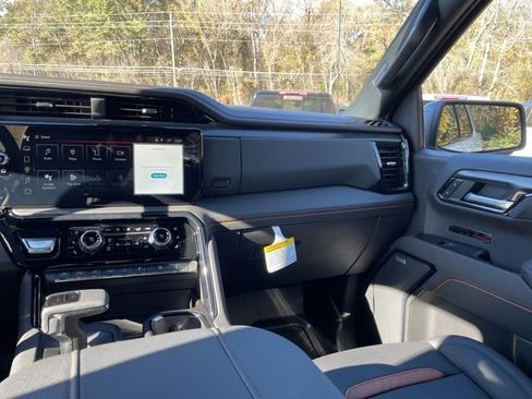 New 2026 GMC Sierra 1500 AT4 w/ AT4 Premium Package image 24