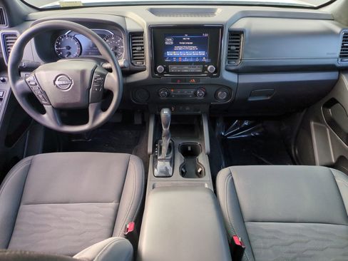 Used 2023 Nissan Frontier SV w/ Midnight Edition Package image 13