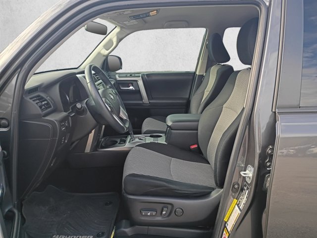 Used 2015 Toyota 4Runner SR5 RWD image 16