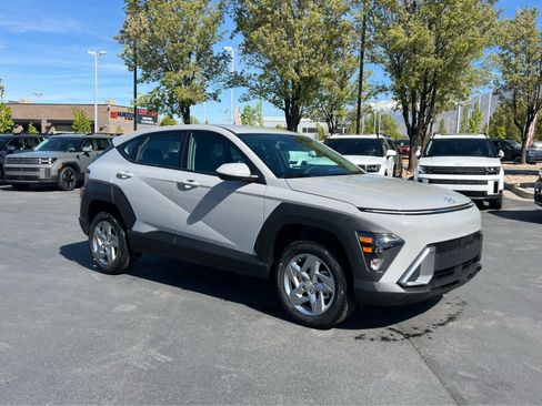 Certified 2026 Hyundai Kona SE AWD/4WD image 5