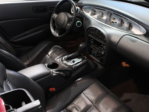 Used 2000 Plymouth Prowler image 33
