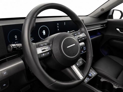 Used 2024 Hyundai Kona Limited AWD/4WD image 12