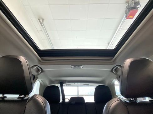 Used 2023 Subaru Forester Limited AWD/4WD image 13
