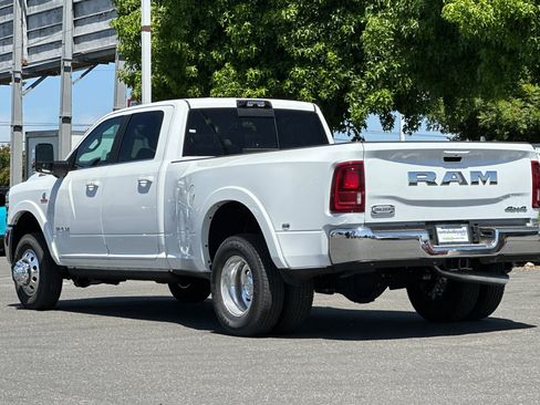 New 2026 RAM 3500 Longhorn AWD/4WD image 6