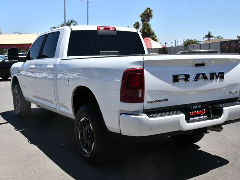 Used 2026 RAM 2500 Laramie AWD/4WD image 6