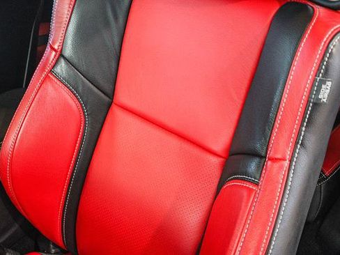 Used 2019 Dodge Challenger SRT Hellcat image 16