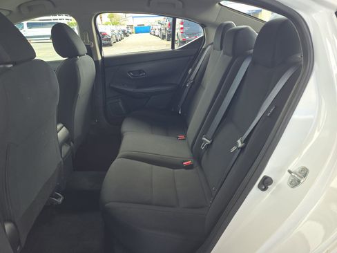 Used 2024 Nissan Sentra S FWD image 16