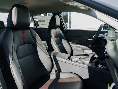 New 2026 Nissan Sentra SR w/ SR Premium Package image 26