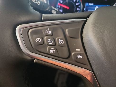 Used 2023 Chevrolet Equinox LT AWD/4WD image 26