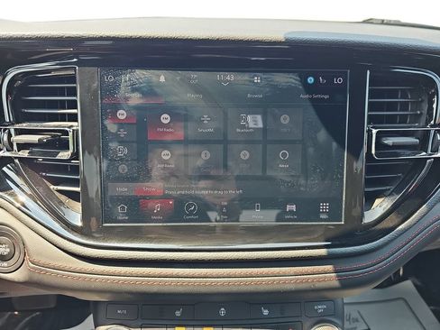 Used 2025 Dodge Durango GT RWD image 21