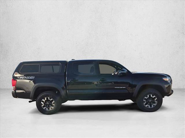 Used 2016 Toyota Tacoma TRD Off-Road w/ Towing Package AWD/4WD image 4